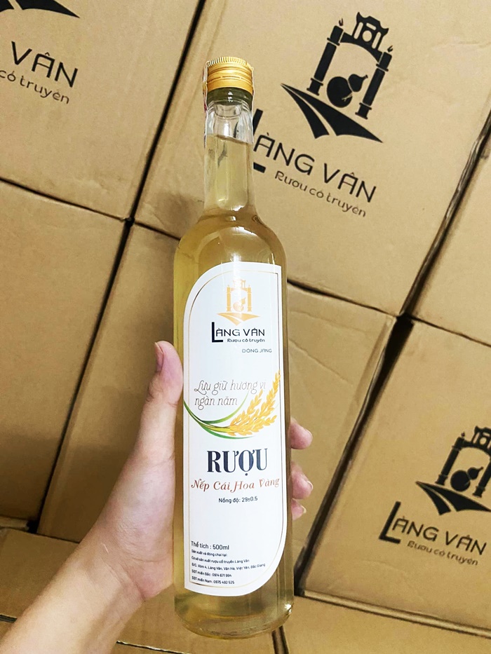 Cửa hàng bán rượu làng Vân tại Hà Nam