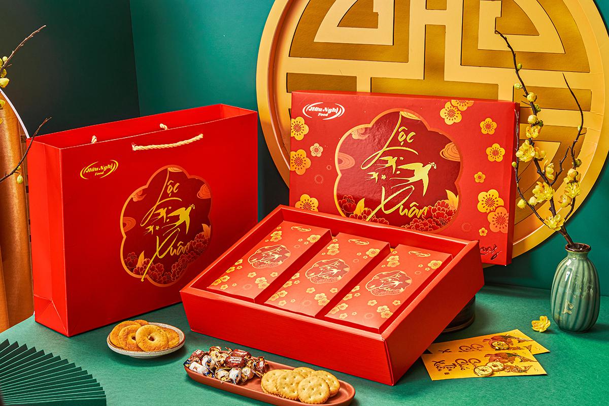 Hộp quà tết hàng Việt Nam