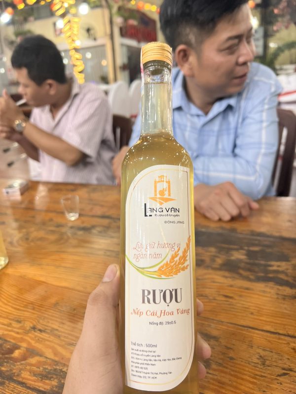 Bí quyết khiến rượu làng Vân say lòng thực khách